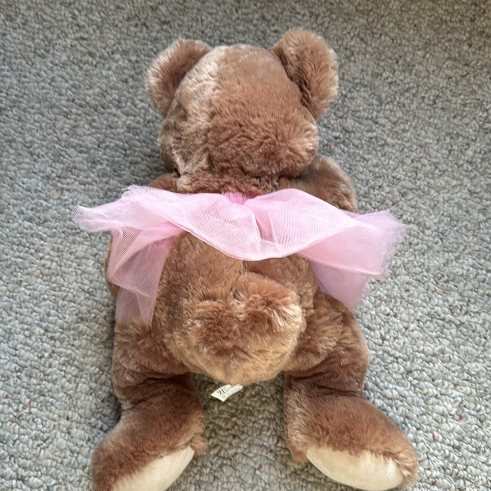 Stuffed bear - Picture 2 of 3